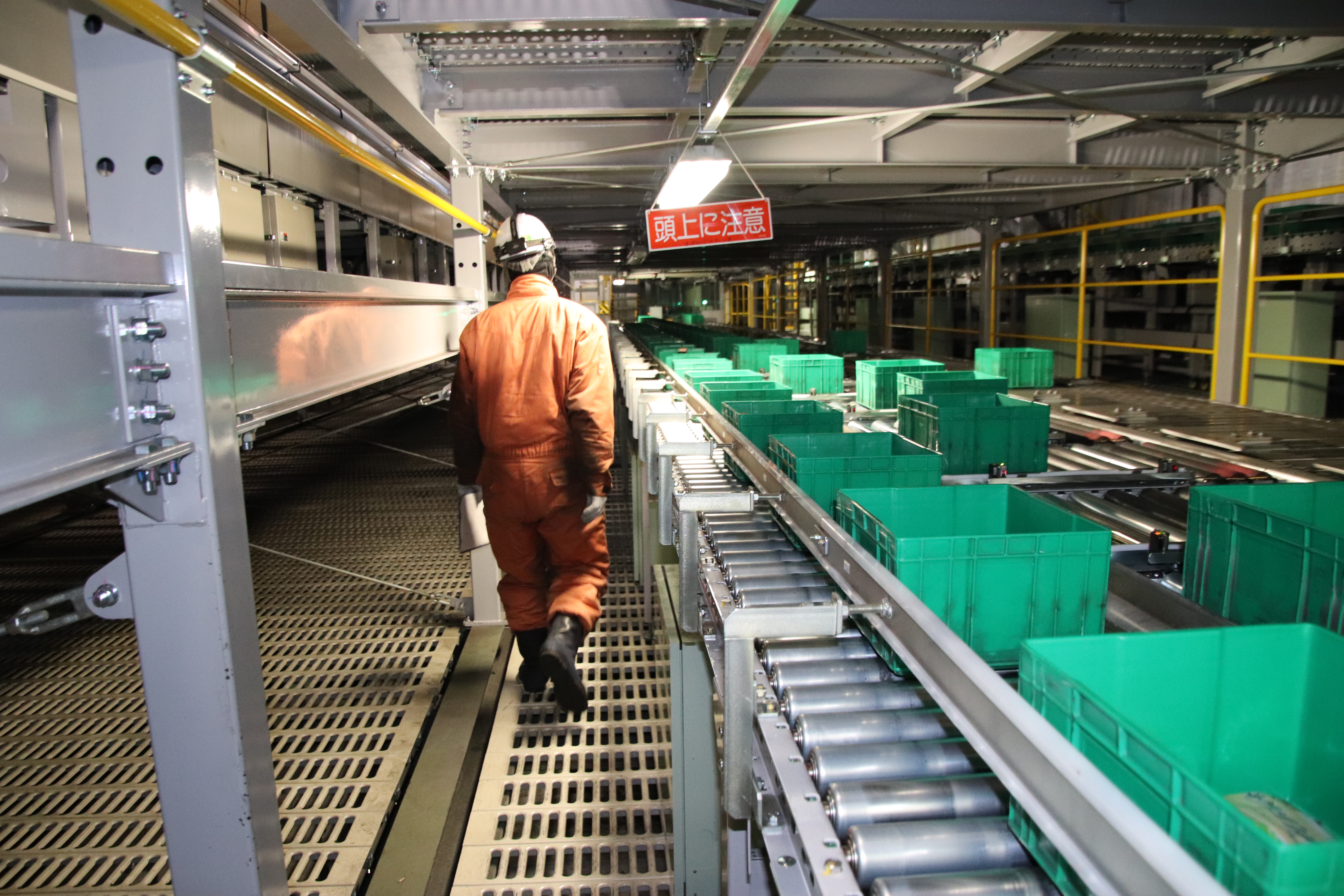 導入施設：鳥栖冷凍流通センター