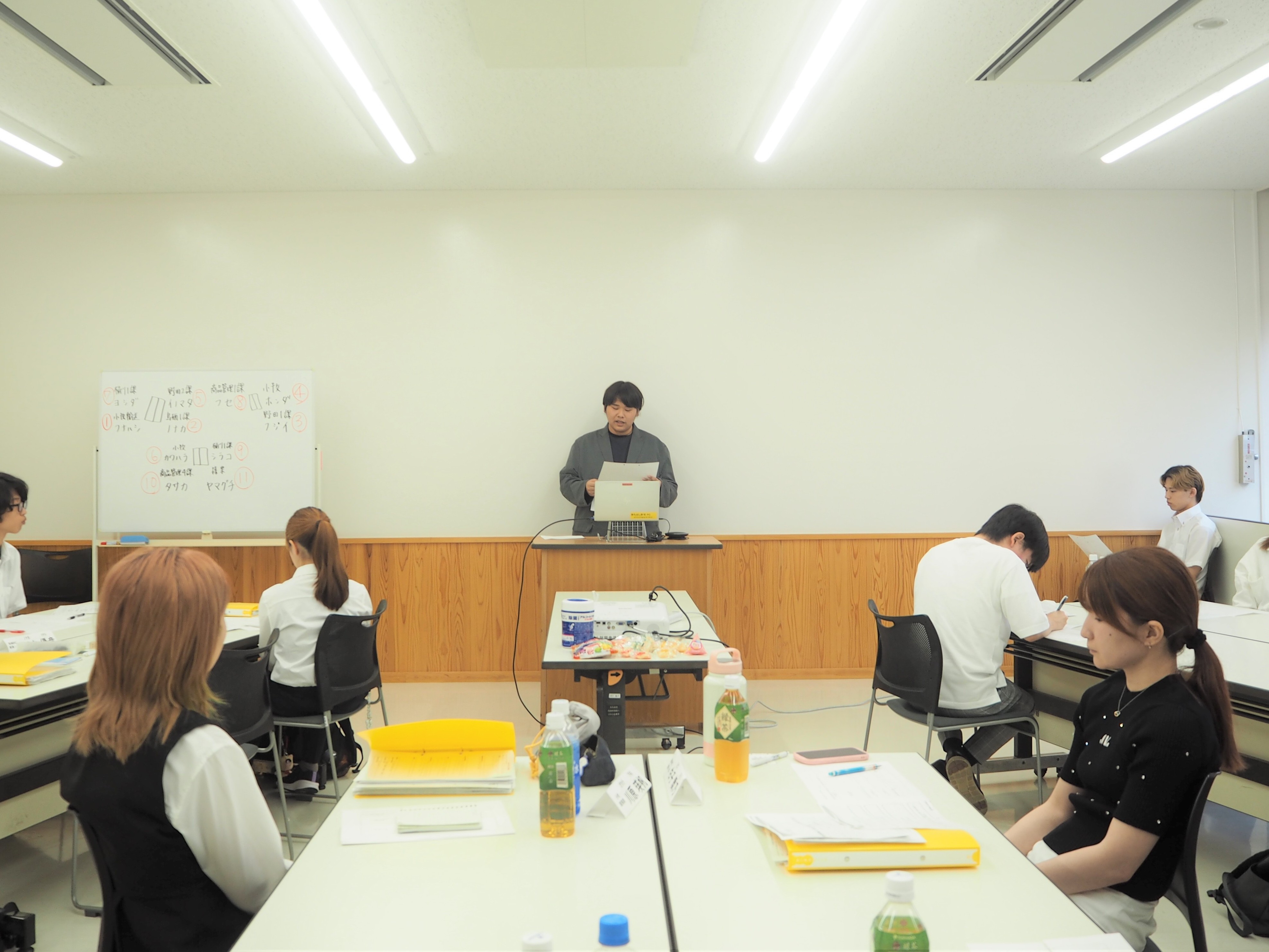 設定した目標を発表